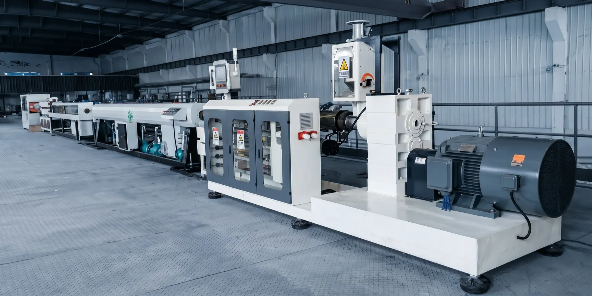 PPR pipe extrusion line for PP-R pipe production with extruder, calibration, cooling and downstream equipment