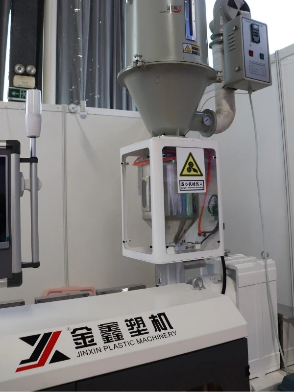 Loss-in-weight hopper system for meter weight control on a plastic extrusion line