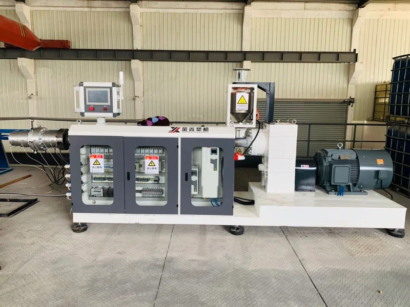 High-efficiency single screw extruder module for PPR pipe extrusion line